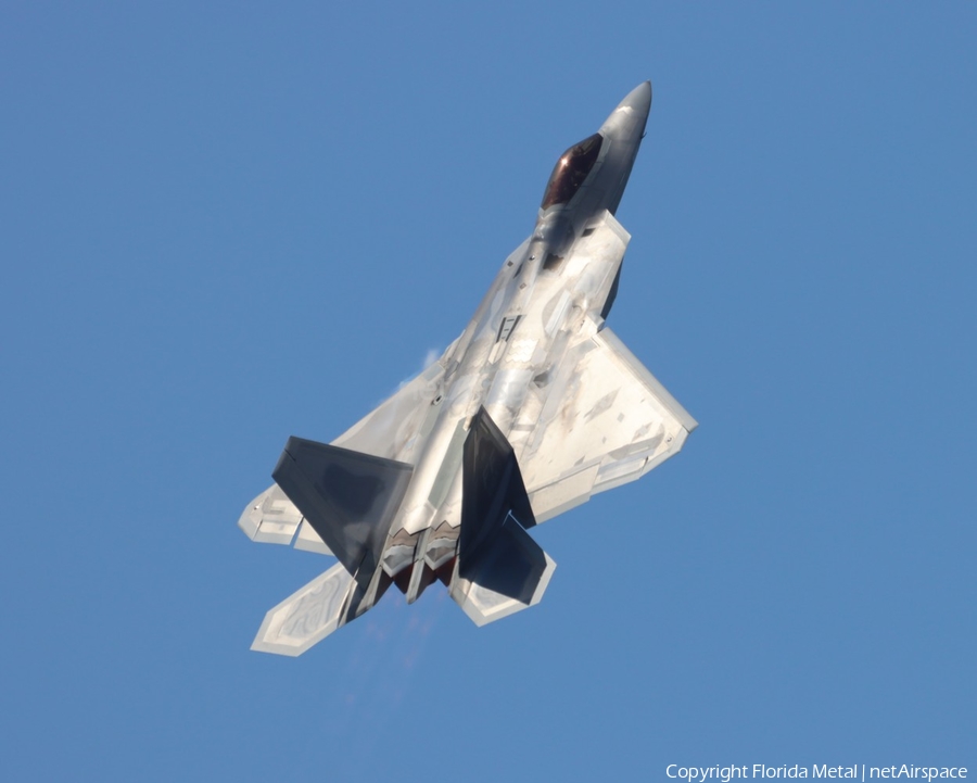 United States Air Force Lockheed Martin / Boeing F-22A Raptor (05-4107) | Photo 514200