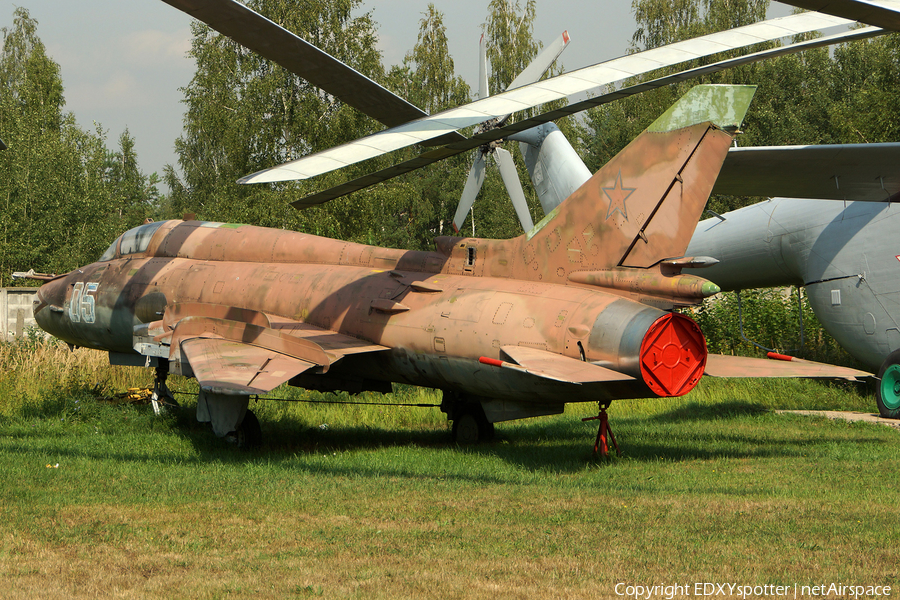 Soviet Union Air Force Sukhoi Su-17M-4 Fitter K (05 BLUE) | Photo 345677