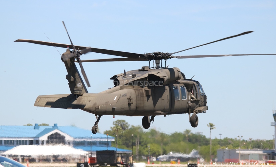 United States Army Sikorsky UH-60L Black Hawk (06-27072) | Photo 304194