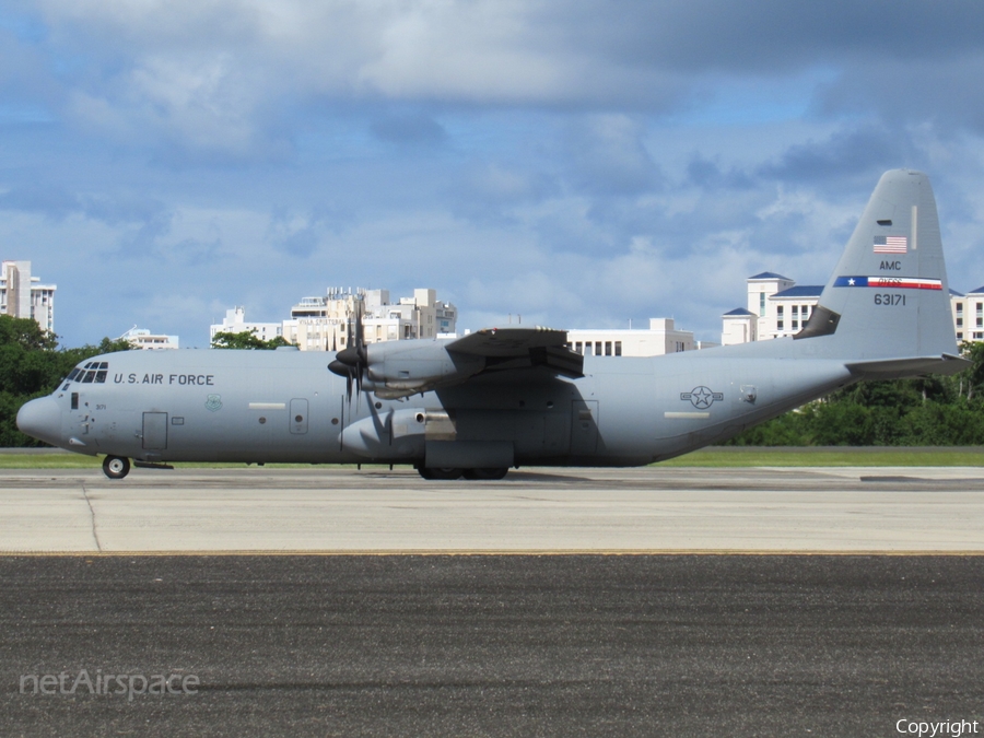 United States Air Force Lockheed Martin C-130J-30 Super Hercules (06-3171) | Photo 414008