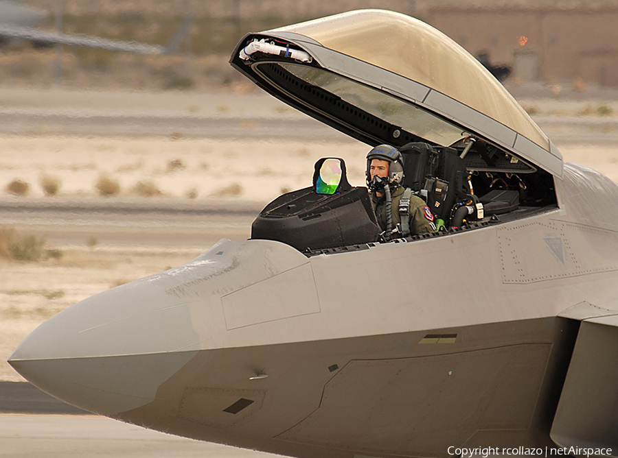 United States Air Force Lockheed Martin / Boeing F-22A Raptor (06-4124) | Photo 117797