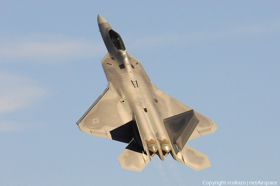 United States Air Force Lockheed Martin / Boeing F-22A Raptor (06-4124) | Photo 8981