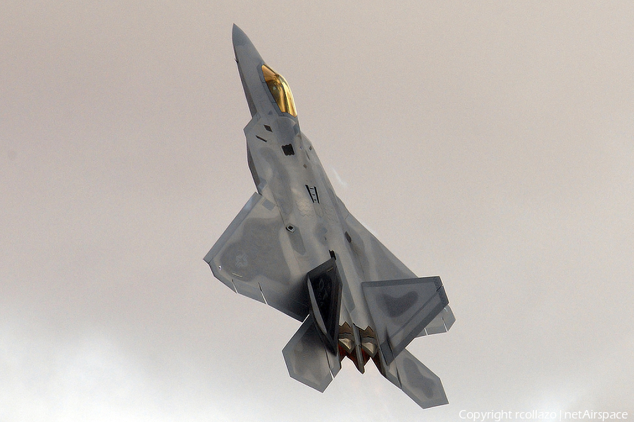 United States Air Force Lockheed Martin / Boeing F-22A Raptor (06-4124) | Photo 8982