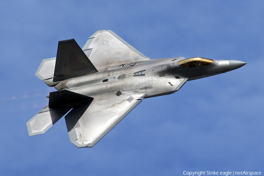 United States Air Force Lockheed Martin / Boeing F-22A Raptor (06-4126) | Photo 112768