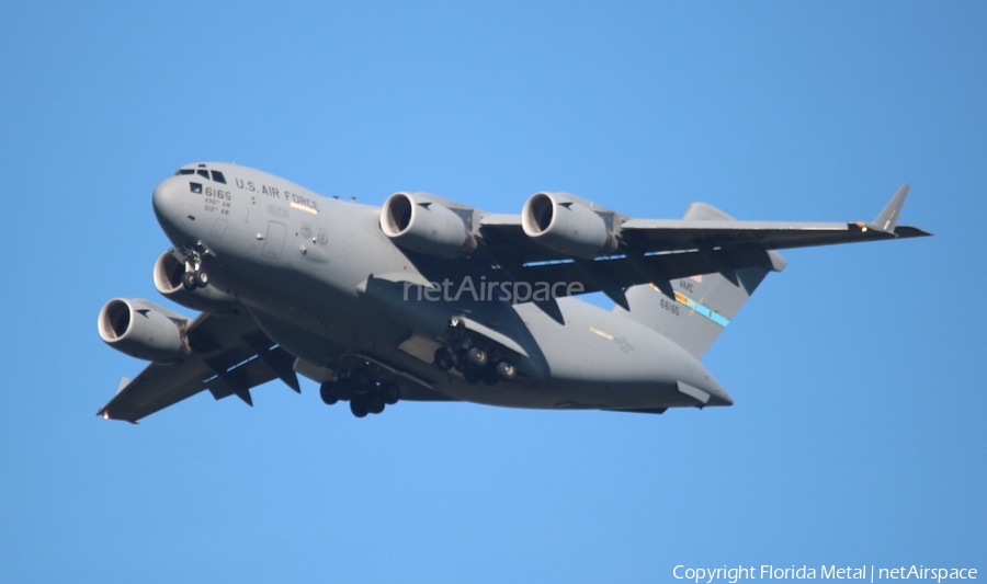 United States Air Force Boeing C-17A Globemaster III (06-6165) | Photo 304189