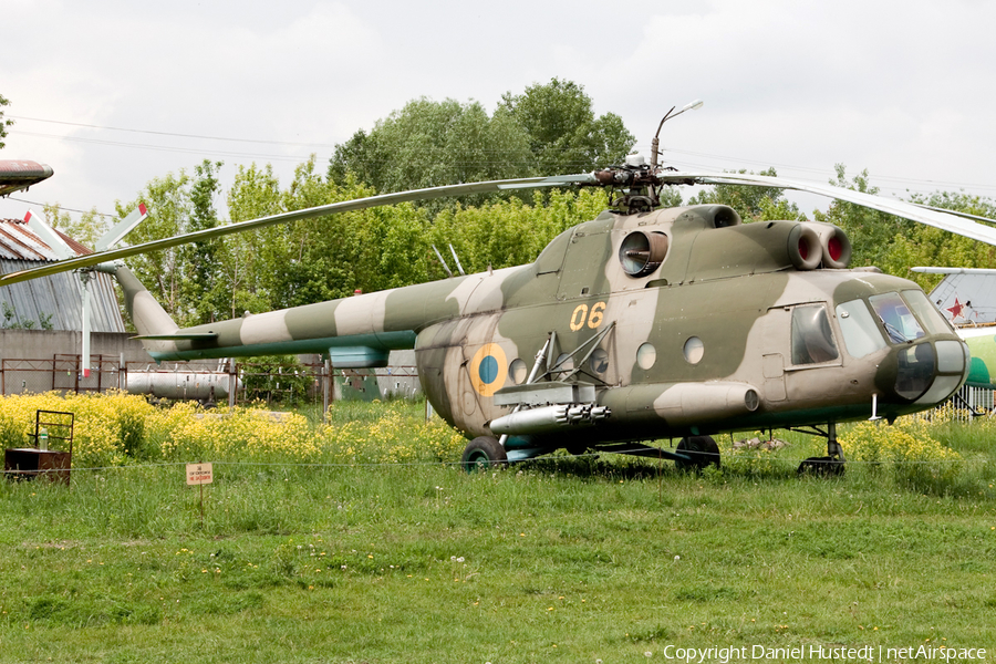 Ukrainian Air Force Mil Mi-8T Hip-C (06 YELLOW) | Photo 502561