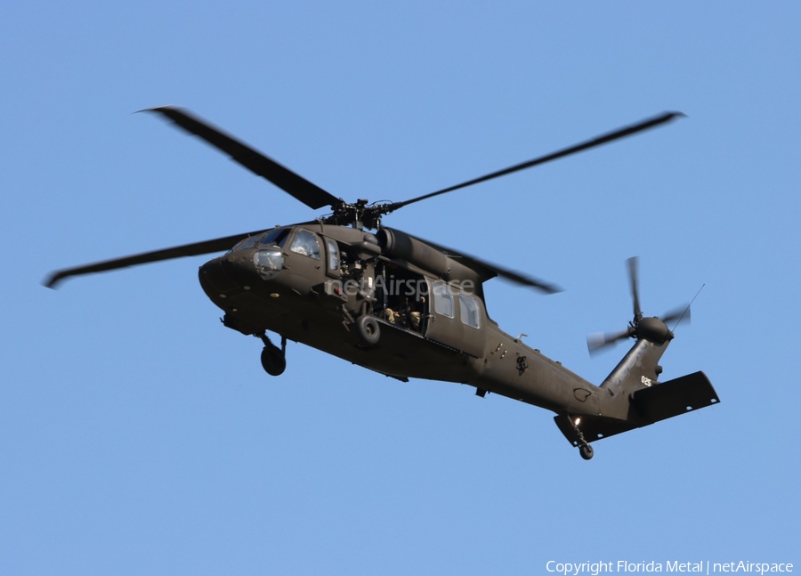 United States Army Sikorsky UH-60M Black Hawk (07-20025) | Photo 645292