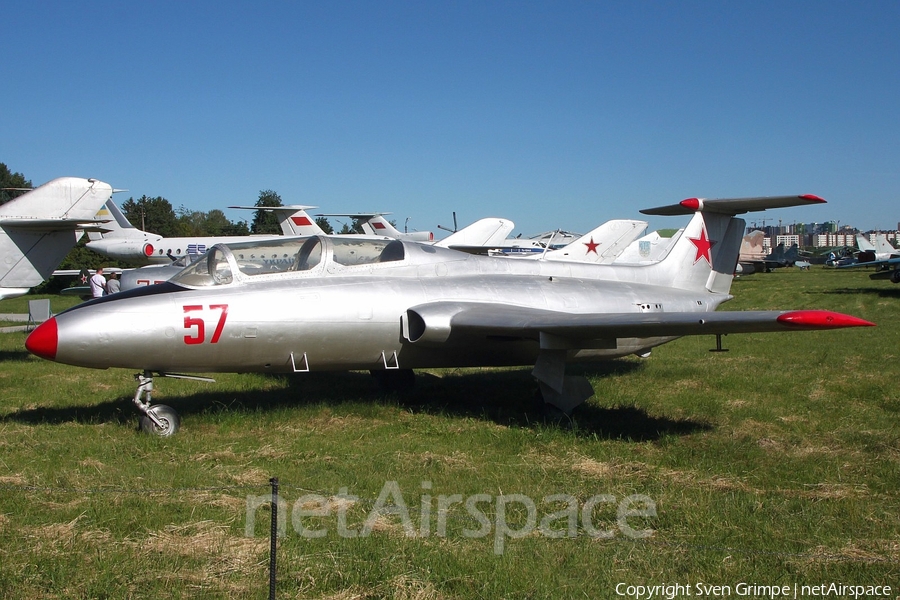 Russian Federation Air Force Aero L-29 Delfin (07) | Photo 248083