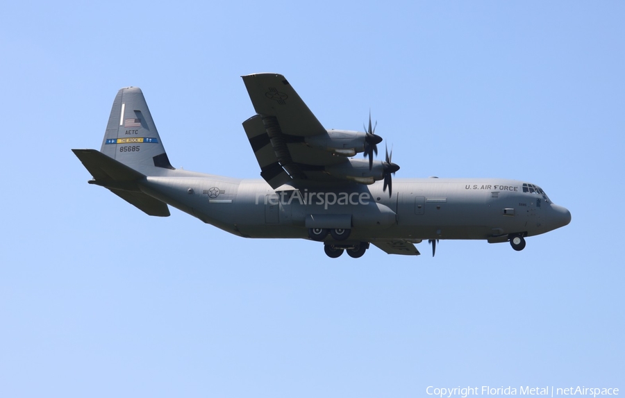 United States Air Force Lockheed Martin C-130J-30 Super Hercules (08-5685) | Photo 348817