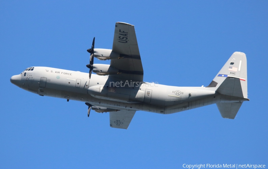 United States Air Force Lockheed Martin C-130J-30 Super Hercules (08-5712) | Photo 330331