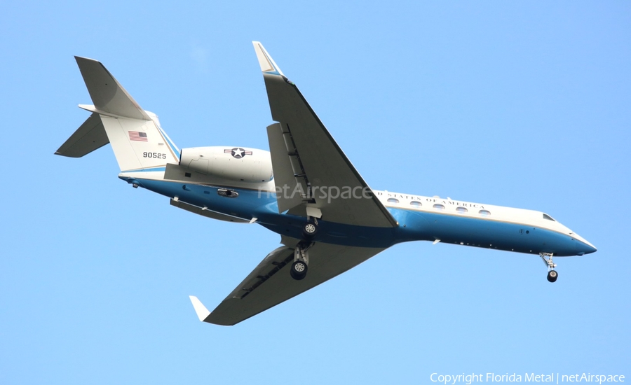 United States Air Force Gulfstream C-37B (09-0525) | Photo 453113