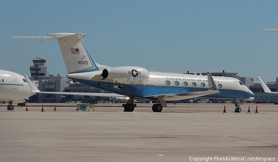 United States Air Force Gulfstream C-37B (09-0525) | Photo 299632