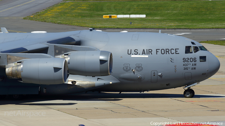 United States Air Force Boeing C-17A Globemaster III (09-9206) | Photo 173877