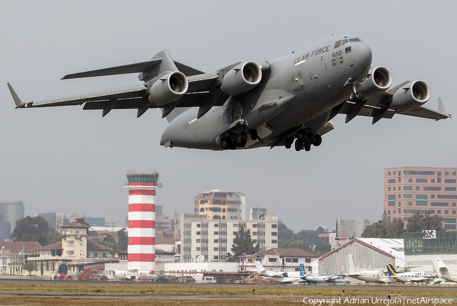 United States Air Force Boeing C-17A Globemaster III (09-9212) | Photo 104217