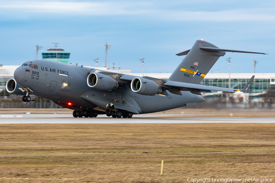 United States Air Force Boeing C-17A Globemaster III (09-9212) | Photo 554194