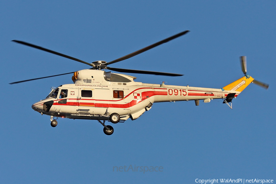 Polish Air Force (Siły Powietrzne) PZL-Swidnik W-3WA Sokol (0915) | Photo 485516