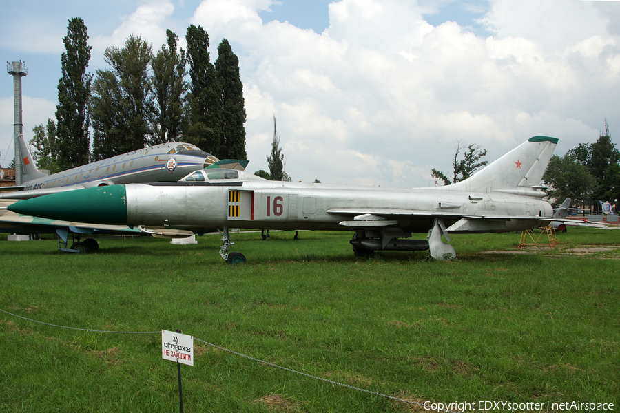 Soviet Union Air Force Sukhoi Su-15TM (16 RED) | Photo 344713
