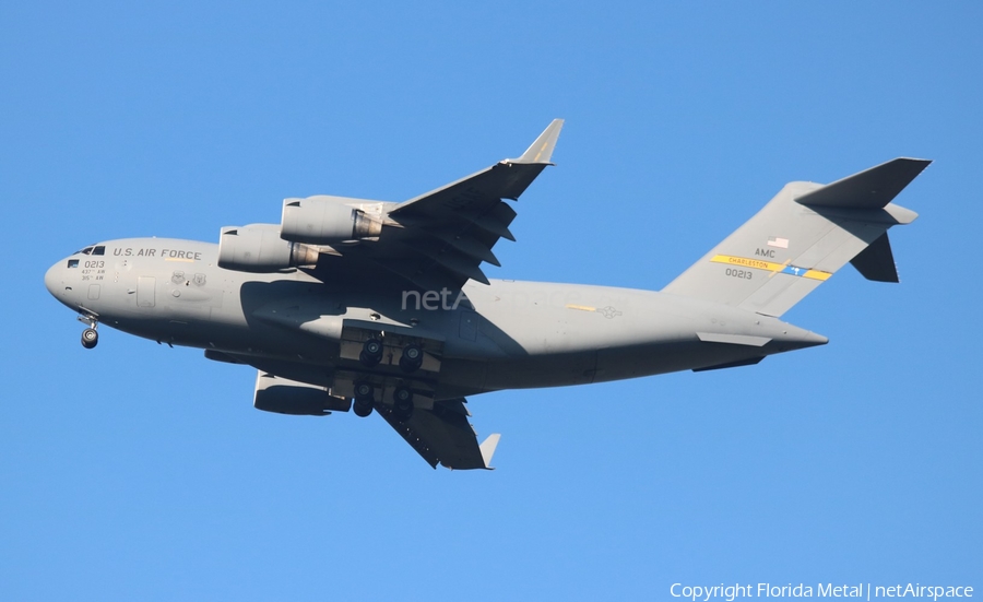 United States Air Mobility Command Boeing C-17A Globemaster III (10-0213) | Photo 369908