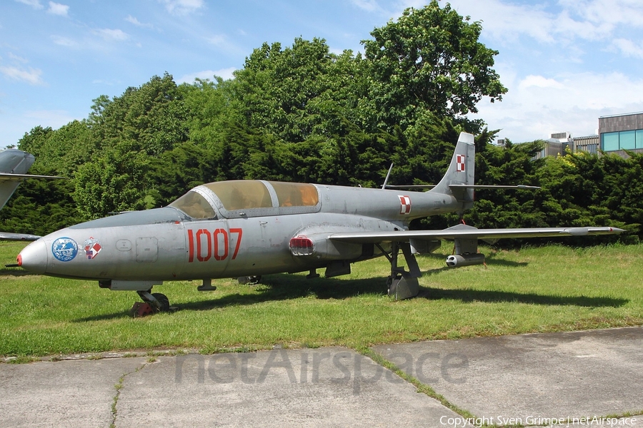 Polish Air Force (Siły Powietrzne) PZL-Mielec TS-11 Bis B Iskra (1007) | Photo 326463