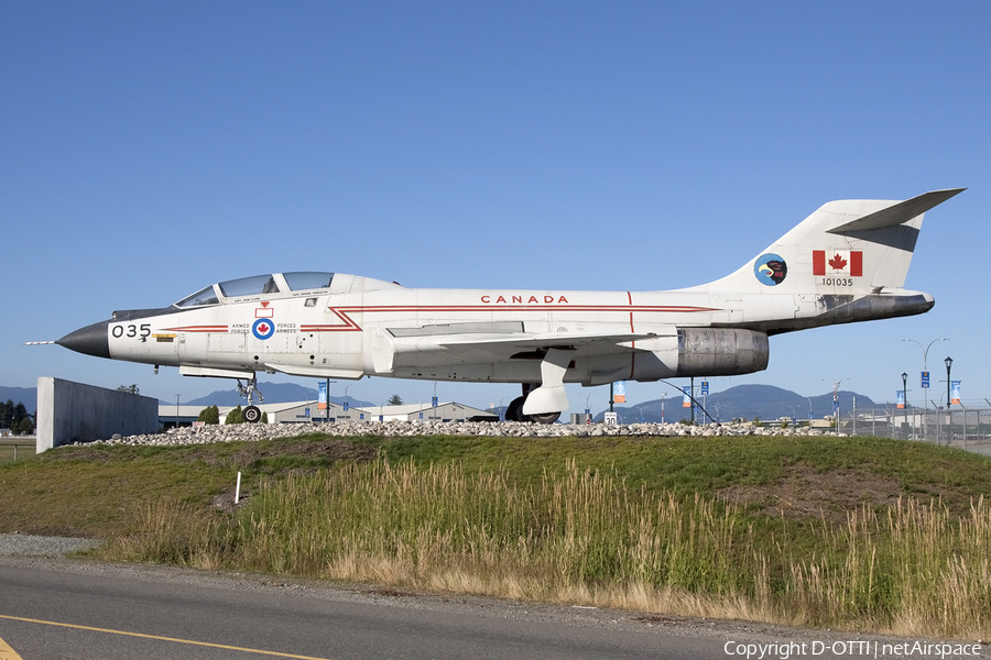 Canadian Armed Forces McDonnell CF-101B Voodoo (101035) | Photo 445798