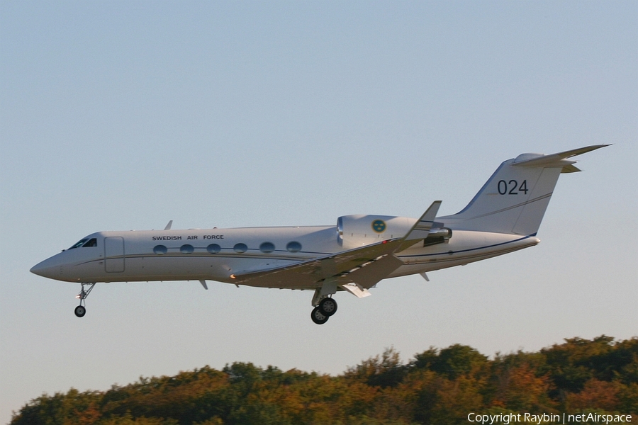 Swedish Air Force (Flygvapnet) Gulfstream G-IV SP (TPp102C) (102004) | Photo 554938