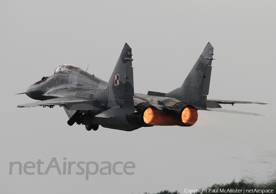 Polish Air Force (Siły Powietrzne) Mikoyan-Gurevich MiG-29A Fulcrum (111) | Photo 157255