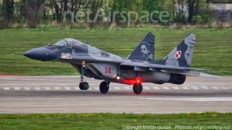 Polish Air Force (Siły Powietrzne) Mikoyan-Gurevich MiG-29A Fulcrum (114) | Photo 224460