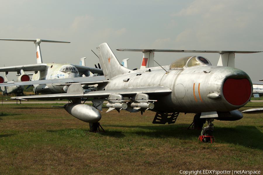 Soviet Union Air Force Mikoyan-Gurevich MiG-19PM Farmer-E (11 RED) | Photo 345711