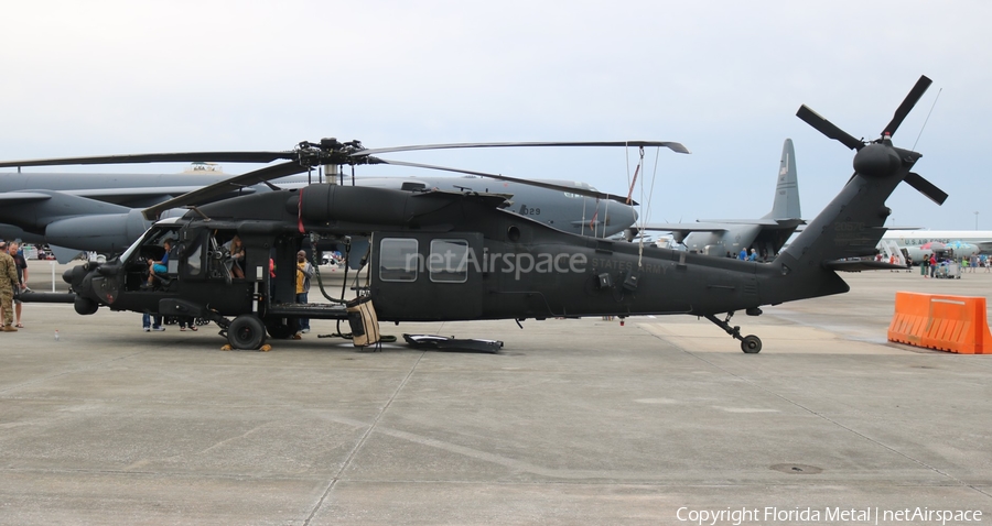 United States Army Sikorsky UH-60M Black Hawk (12-20570) | Photo 304255