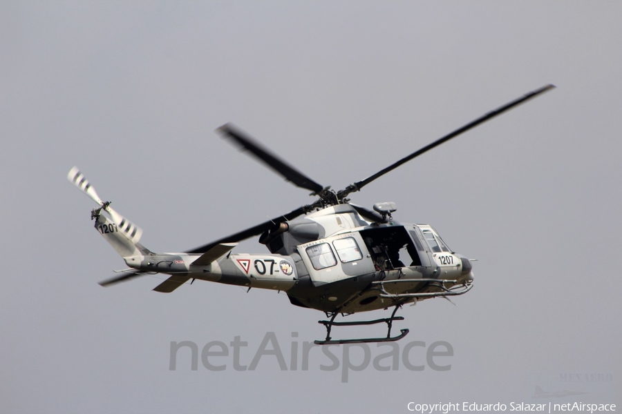 Mexican Air Force (Fuerza Aerea Mexicana) Bell 412EP (1207) | Photo 92235