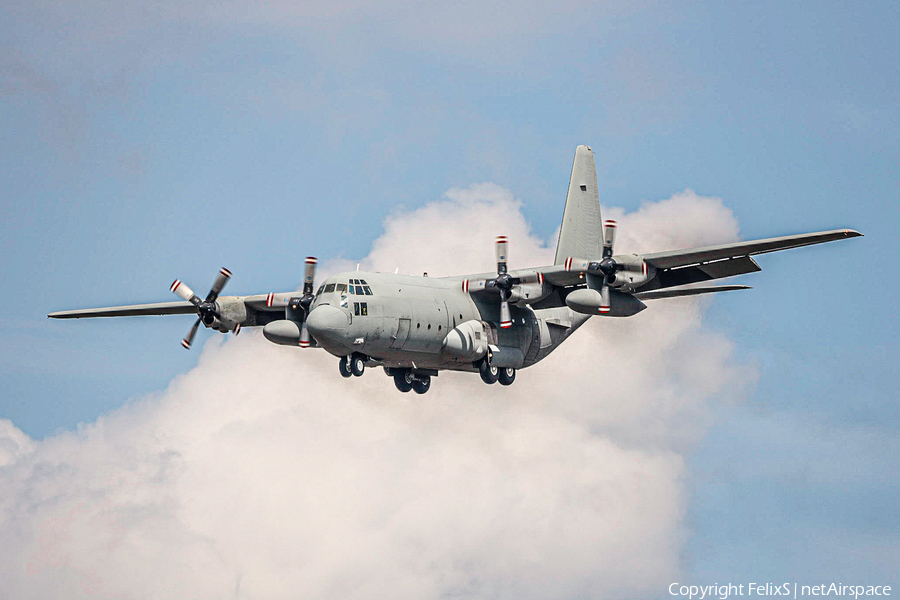 United Arab Emirates Air Force Lockheed C-130H Hercules (1213) | Photo 524967