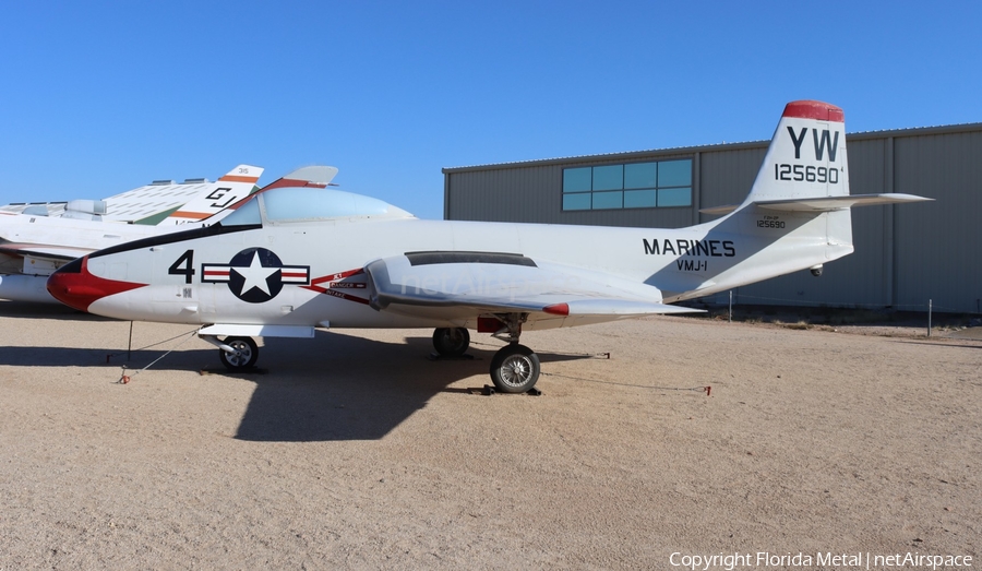 United States Marine Corps McDonnell F2H-2P Banshee (125690) | Photo 604812