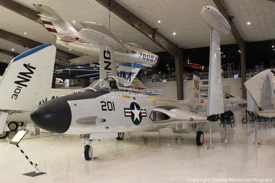 United States Navy McDonnell F2H-4 Banshee (127663) | Photo 465458