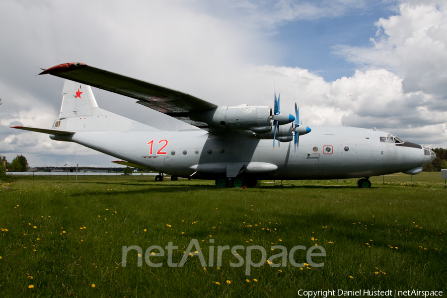Soviet Union Air Force Antonov An-12B (12 RED) | Photo 416422