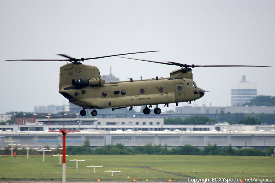 United States Army Boeing CH-47F Chinook (13-08135) | Photo 292987