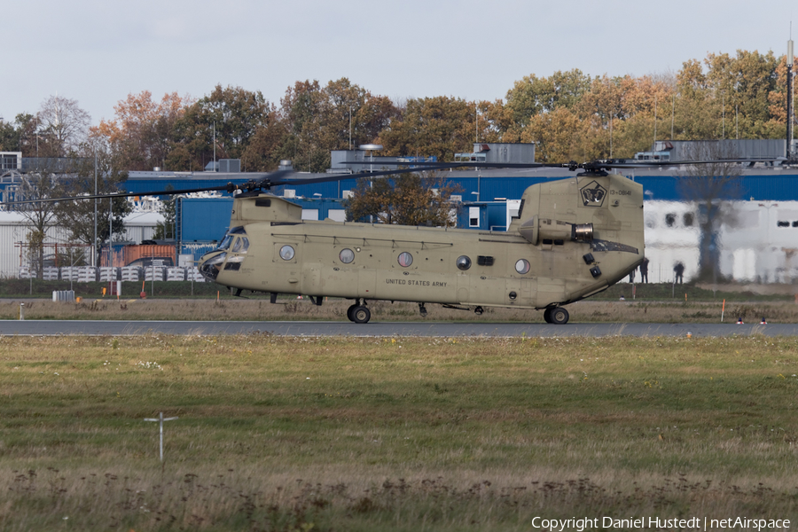 United States Army Boeing CH-47F Chinook (13-08141) | Photo 409885