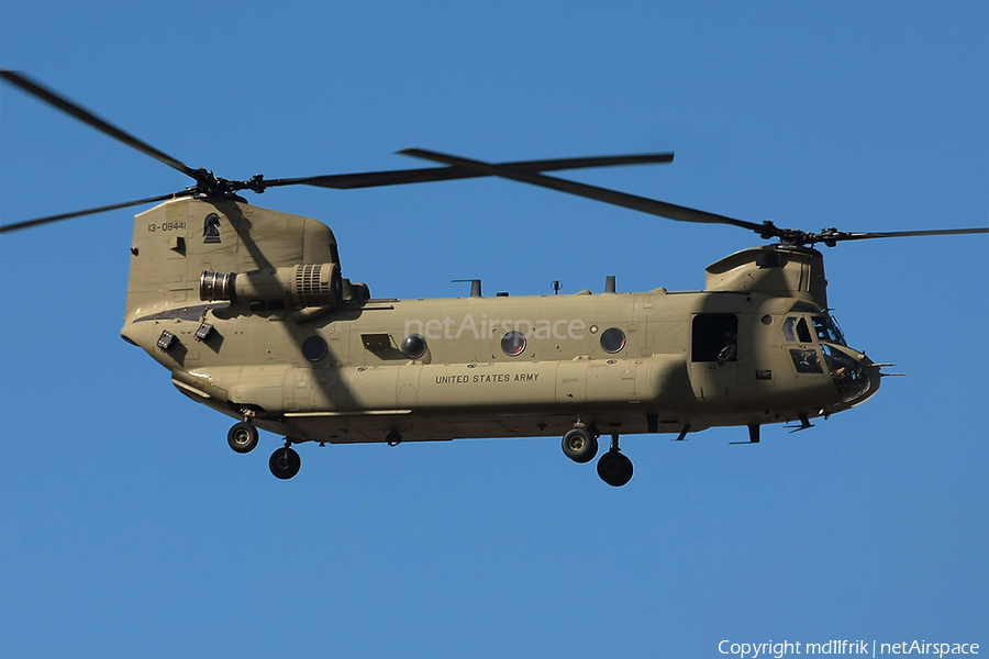 United States Army Boeing CH-47F Chinook (13-08441) | Photo 358392