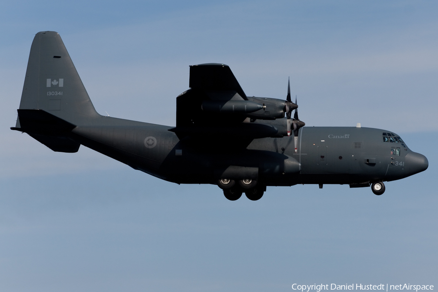 Canadian Armed Forces Lockheed CC-130H Hercules (130341) | Photo 422255