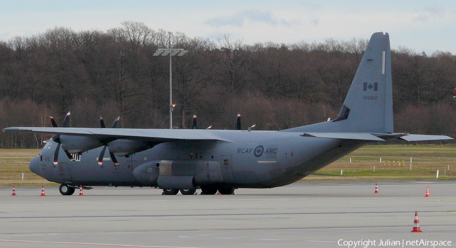 Canadian Armed Forces Lockheed Martin CC-130J Super Hercules (130612) | Photo 424512