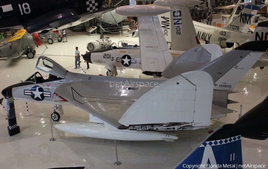 United States Navy Douglas F-6A Skyray (134806) | Photo 465622