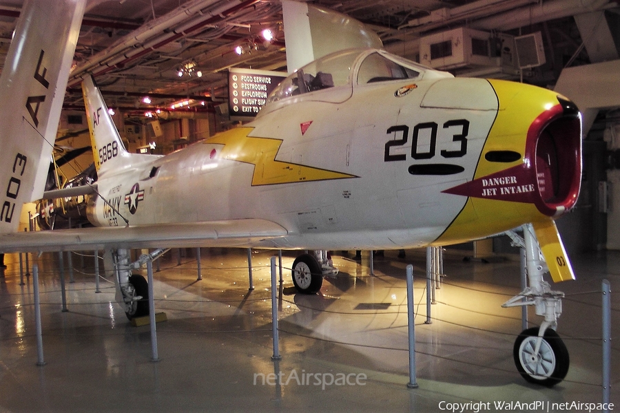 United States Navy North American FJ-3 Fury (135868) | Photo 442723