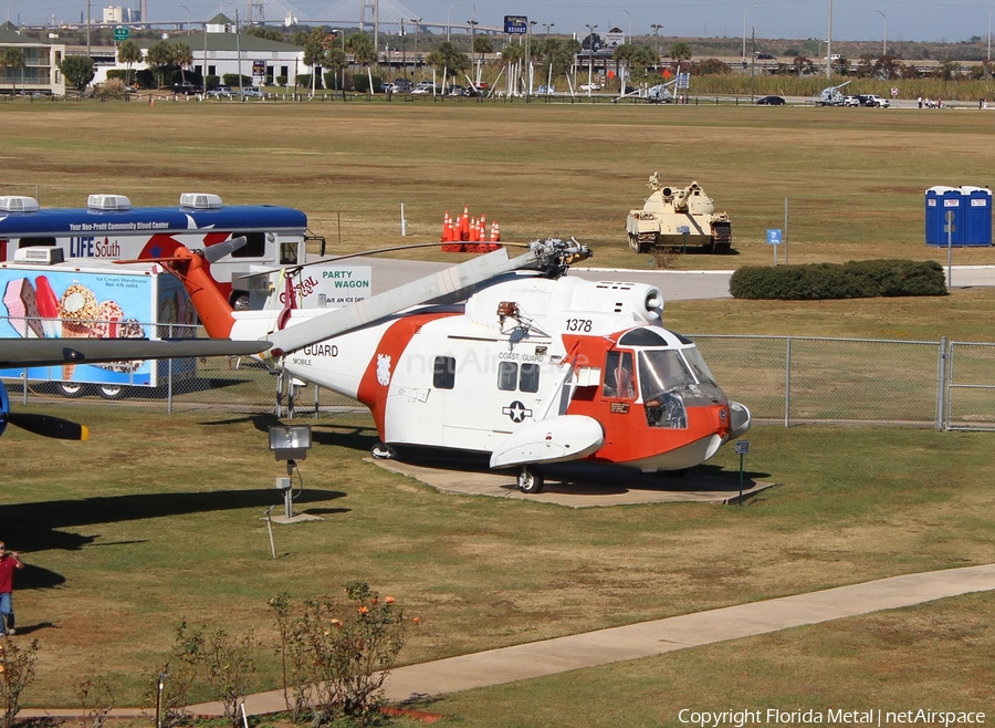 United States Coast Guard Sikorsky HH-52A Seaguard (1378) | Photo 464320