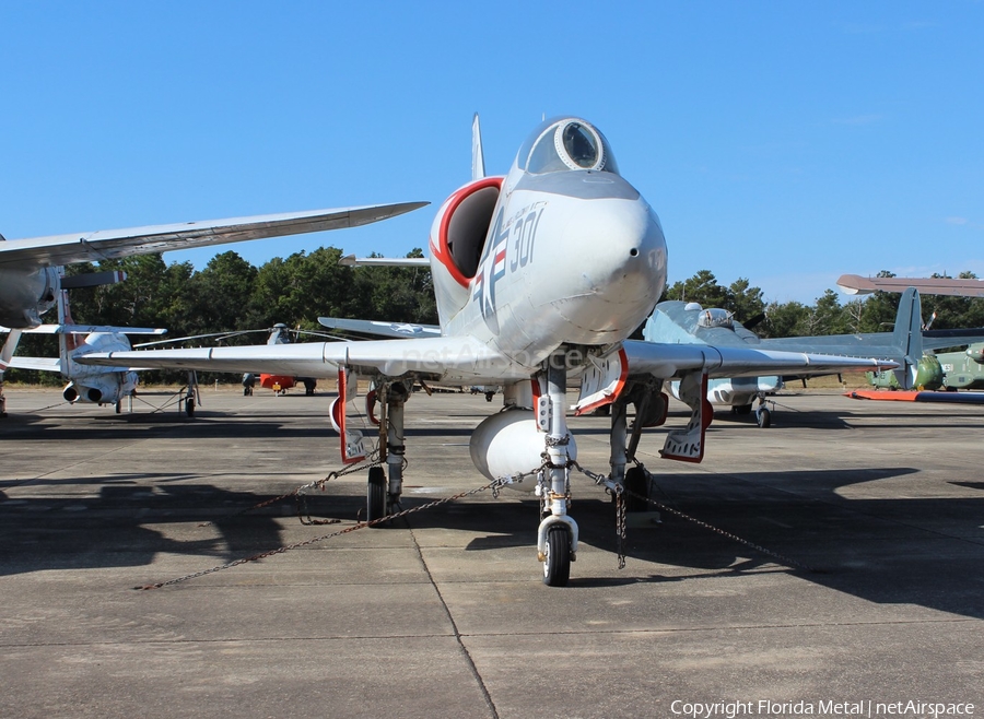 United States Navy Douglas A-4A Skyhawk (137813) | Photo 465685