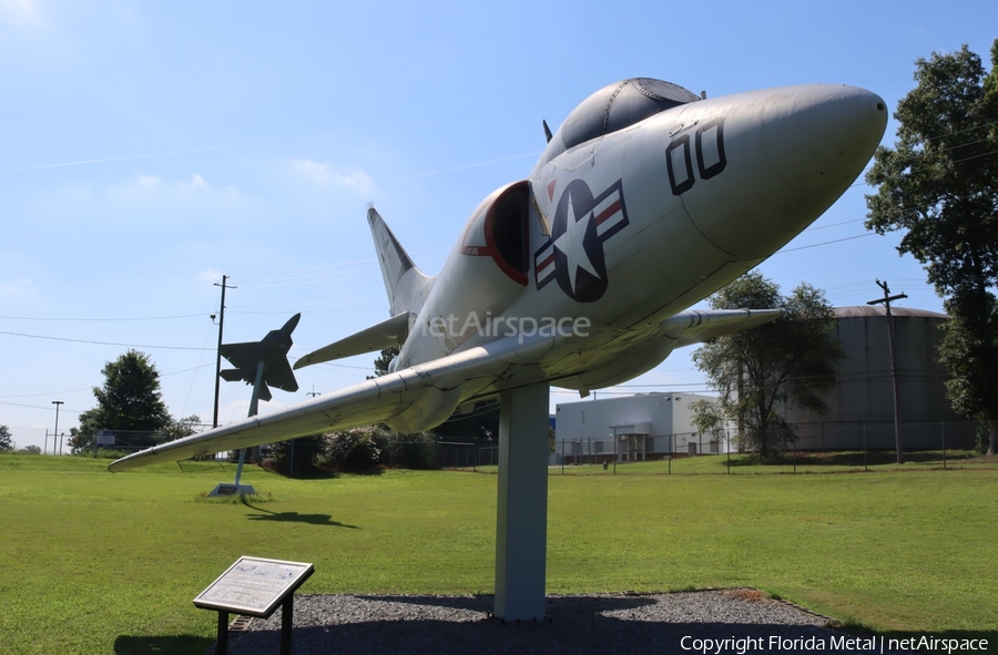 United States Navy Douglas A-4A Skyhawk (139956) | Photo 549071