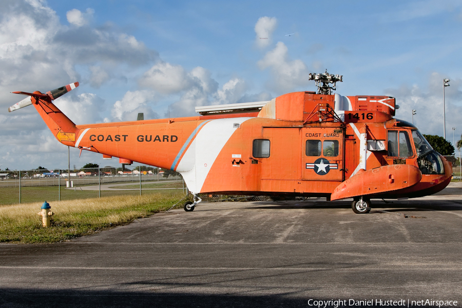 United States Coast Guard Sikorsky HH-52A Seaguard (1416) | Photo 518994