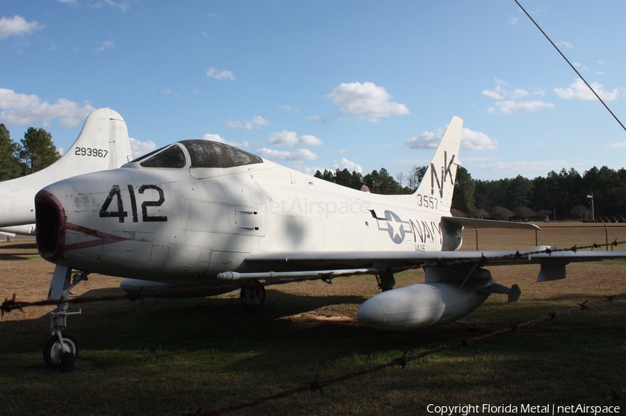 United States Navy North American FJ-4B Fury (143557) | Photo 465926