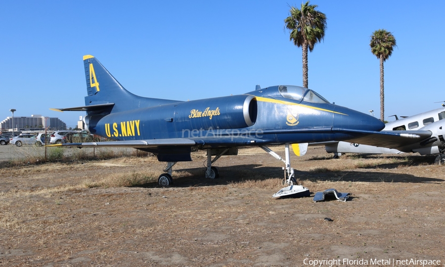 United States Navy Douglas A-4B Skyhawk (144930) | Photo 373059