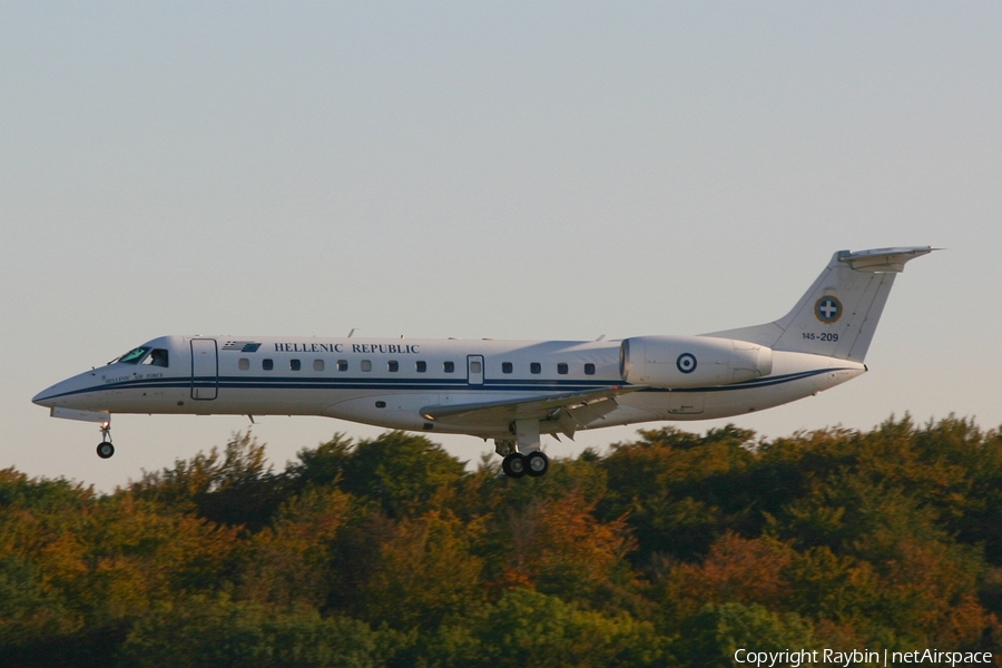 Hellenic Air Force (Polemikí Aeroporía) Embraer ERJ-135LR (145-209) | Photo 554933