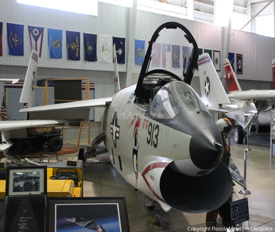United States Navy Vought RF-8G Crusader (145645) | Photo 466293