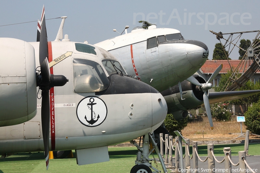 Turkish Navy (Türk Deniz Kuvvetleri) Grumman S-2E Tracker (149877) | Photo 83435